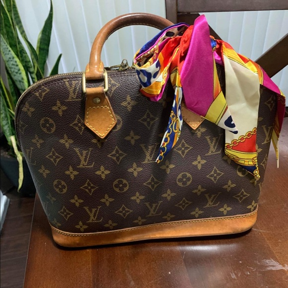 Louis Vuitton Handbags - LV Alma PM bag